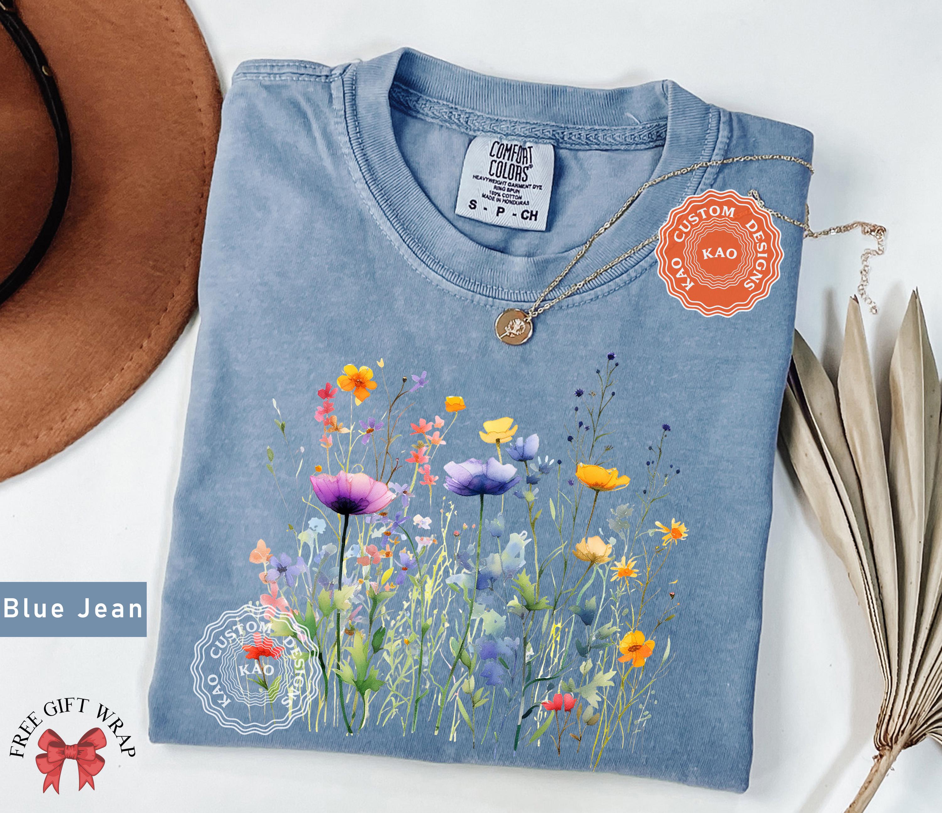 Comfort Colors Wildflower T-shirt, Botanical Spring Clothing - Etsy