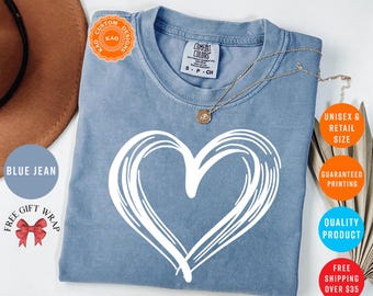 Comfort Colors Heart Graphic Shirt, Valentines Day T-Shirt, Woman Streetwear, Ladies Love Tee