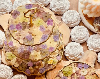 Handgefertigte Resin Etagere | Echte Hortensien Blumen | Stilvolle Tischdekoration | Dekorative Servierplatte | Dekoidee | Romantische Deko