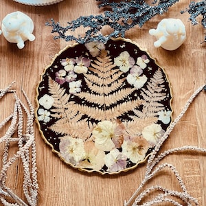 Tray, resin tray, resin art, gold with flowers hydrangeas made of resin, flower decoration, blossoms, gift idea, gift, birthday present