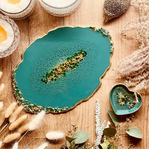 Tray, resin tray, resin art plate, gold green with resin stones, resin tray, epoxy tray, resin plate, birthday gift