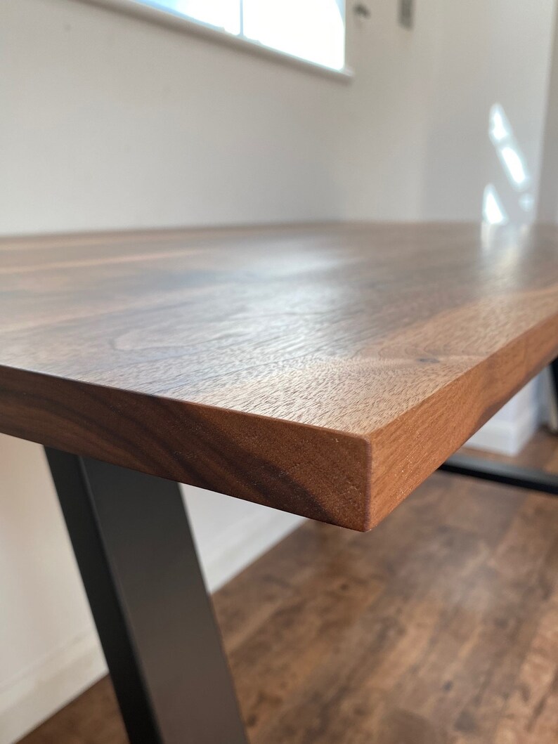 Escritorio de nogal para oficina en casa, estudio, madera maciza, patas de acero, mesa para juegos de PC, escritorio de escritura imagen 2