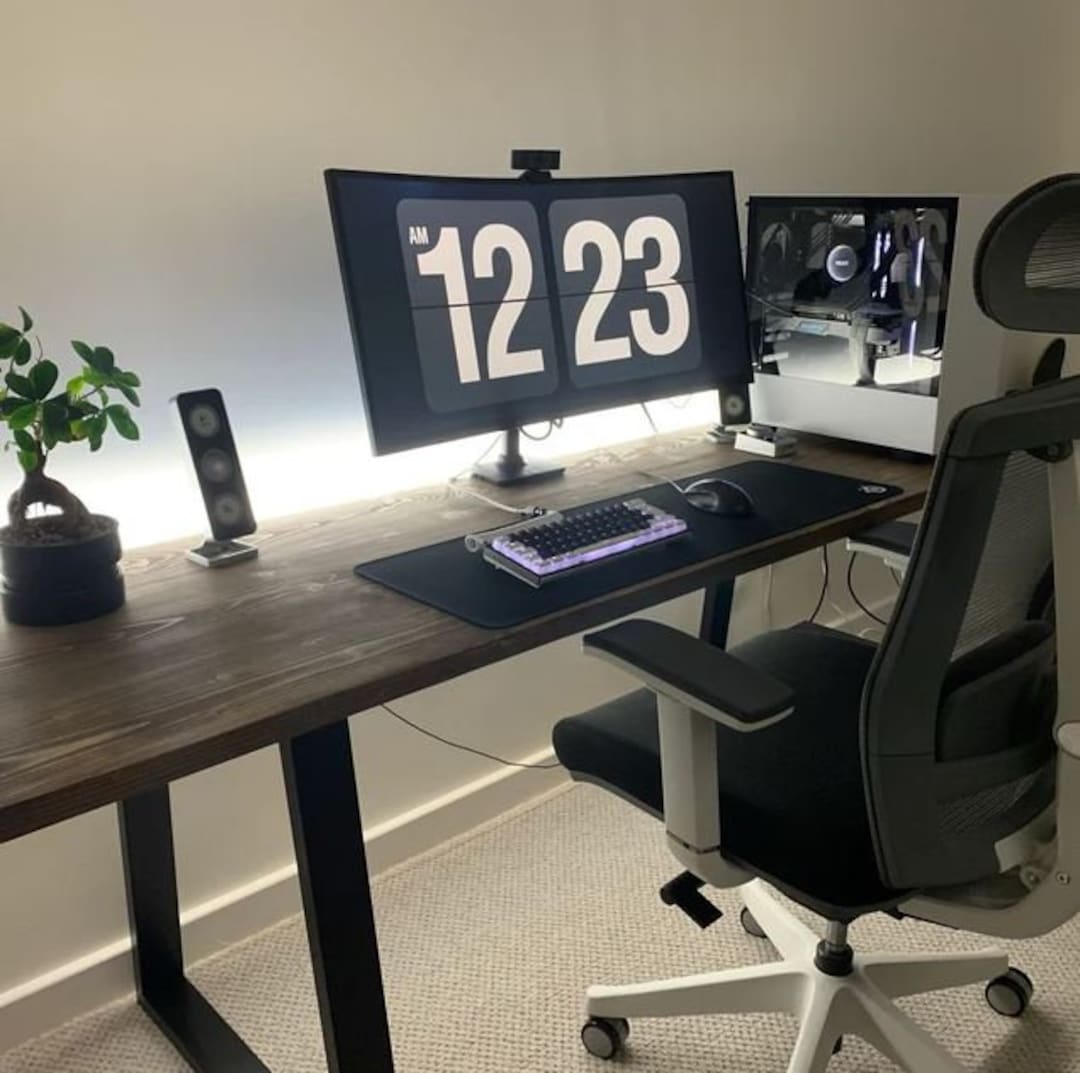 Handmade Solid Wooden Desk With Steel Legs: Custom Gaming or Office ...