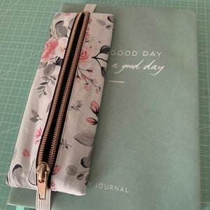 Pencil case with elastic band for A5 calendar