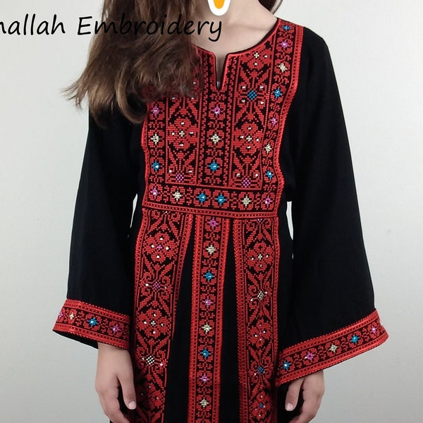 Embroidery Palestinian Girl Dress Thobe Tatreez Heritage Thob