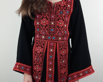 Vestido de niña palestina bordado Thobe Tatreez Heritage Thob