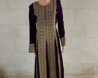 Palestinian Kaftan Thobe Thob Embroidery Purple with Golden Tatreez Stripes