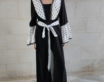 Palestinian Abaya Bisht Black with White Tatreez Kuffiyeh Not Printed.