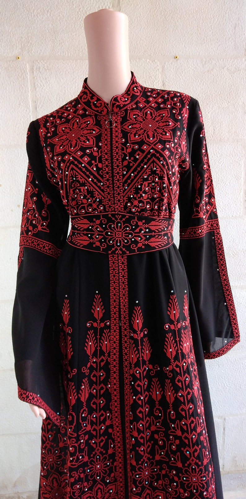 Palestinian Thobe Embroidery Maxi Dress Black and Red Sunbola image 7