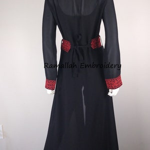 Palestijnse geborduurde open Abaya zwart en rood Amazing Bisht See Through afbeelding 7