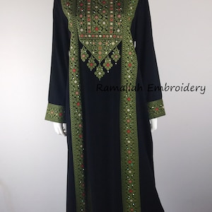 Palestinian Embroidery Thobe Thob Maxi Dress Green and Black