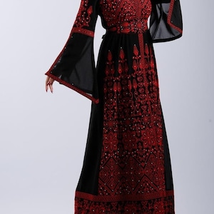 Palestinian Thobe Embroidery Maxi Dress Black and Red Sunbola image 3