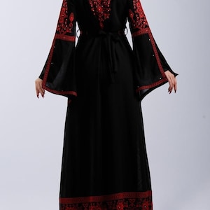 Palestinian Thobe Embroidery Maxi Dress Black and Red Sunbola image 4