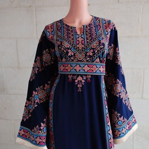 Palestinian Thobe Tatreez Dress Navy Blue and Red Embroidery connect image 2