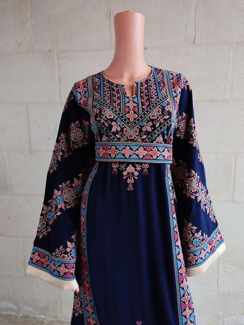 Palestinian Thobe Tatreez Dress Navy Blue and Red Embroidery connect image 2
