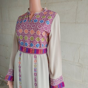 Palestinian Thobe Dress Tatreez Beige with Purple headpiece included. image 6