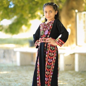 Embroidery Palestinian Girl Dress Thobe Tatreez Black Bayt Dajan