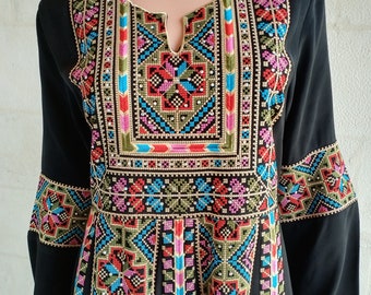 Palestinian Thobe Tatreez Dress Maxi Black with golden embroidery V Manajel.