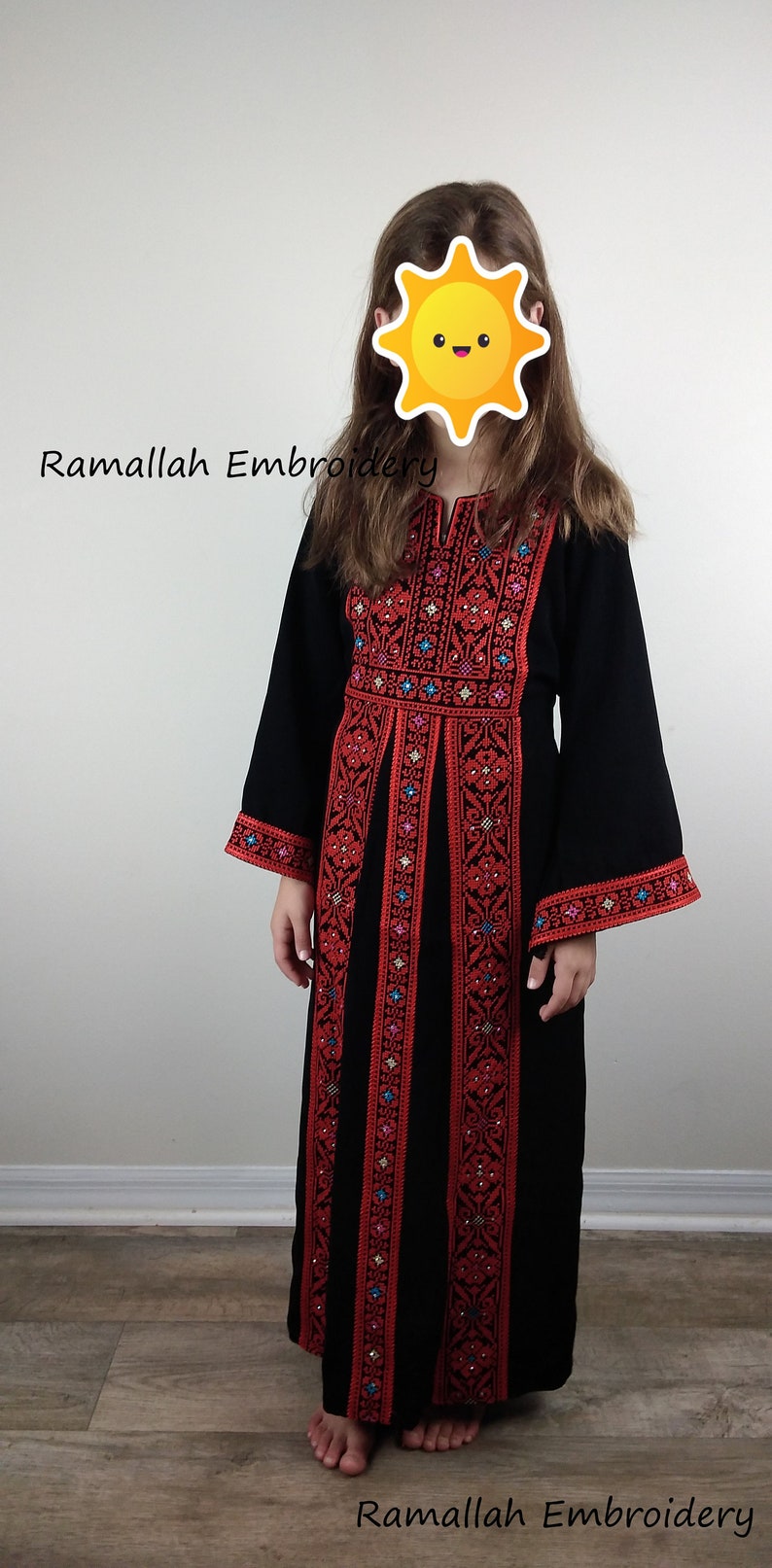 Robe brodée pour fille palestinienne Thobe Tatreez Heritage Thob image 5