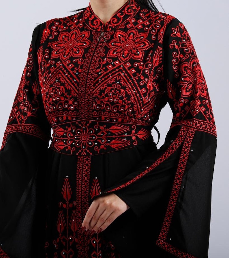 Palestinian Thobe Embroidery Maxi Dress Black and Red Sunbola image 1