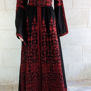 Palestinian Thobe Embroidery Maxi Dress Black and Red Sunbola image 5