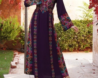 Robe longue palestinienne Thobe à broderies Tatreez, six bandes, violet