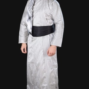 Tmen thobe Gumbaz Kumbaz Palestinian Dabke Zaffa Wedding Dance with Serwal and Shemagh Keffiyeh Scarf