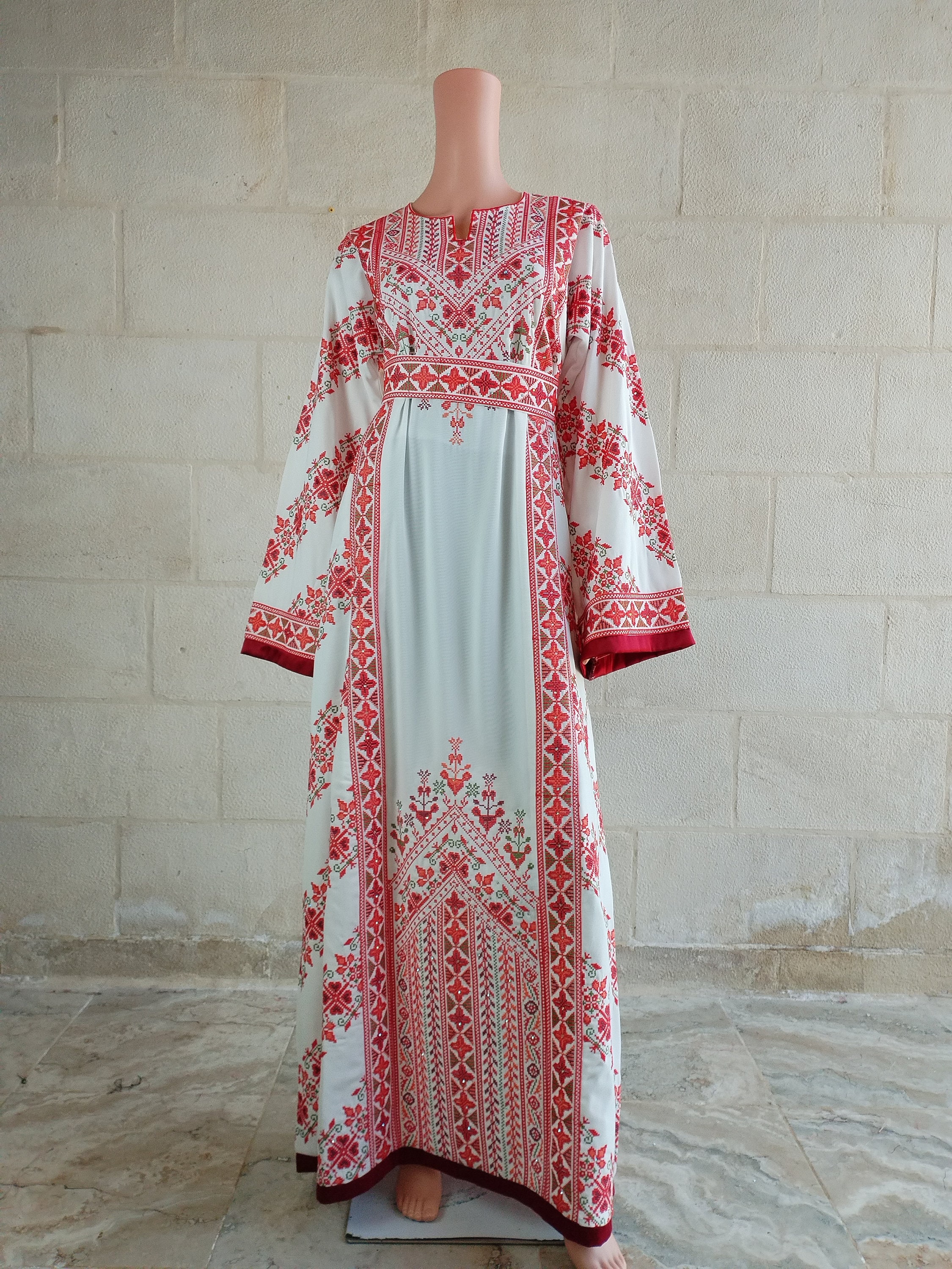 Palestinian Thobe Tatreez Dress White and Red Embroidery Connect