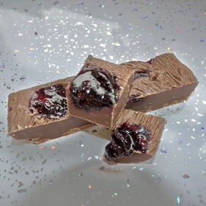 Vegan Fudge Postal Box image 3