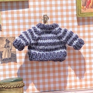 Mini Knitted Striped Sweater: Doll Clothes, Froggy Outfit