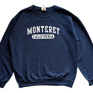 Vintage y2k Monterey California spellout gildan tag crewneck sweatshirt M size