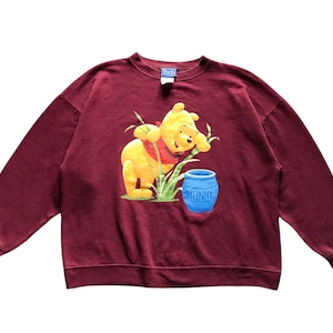 Vintage 90s Disney Winnie the Pooh big print crewneck Sweatshirt L-XL size