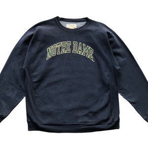 Vintage University of Notre Dame embroidery spellout crewneck DISTRESSED swestshirt Baggy style XL size