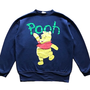 Vintage 90s Disney Winnie the Pooh big print Distressed Sweatshirt L size