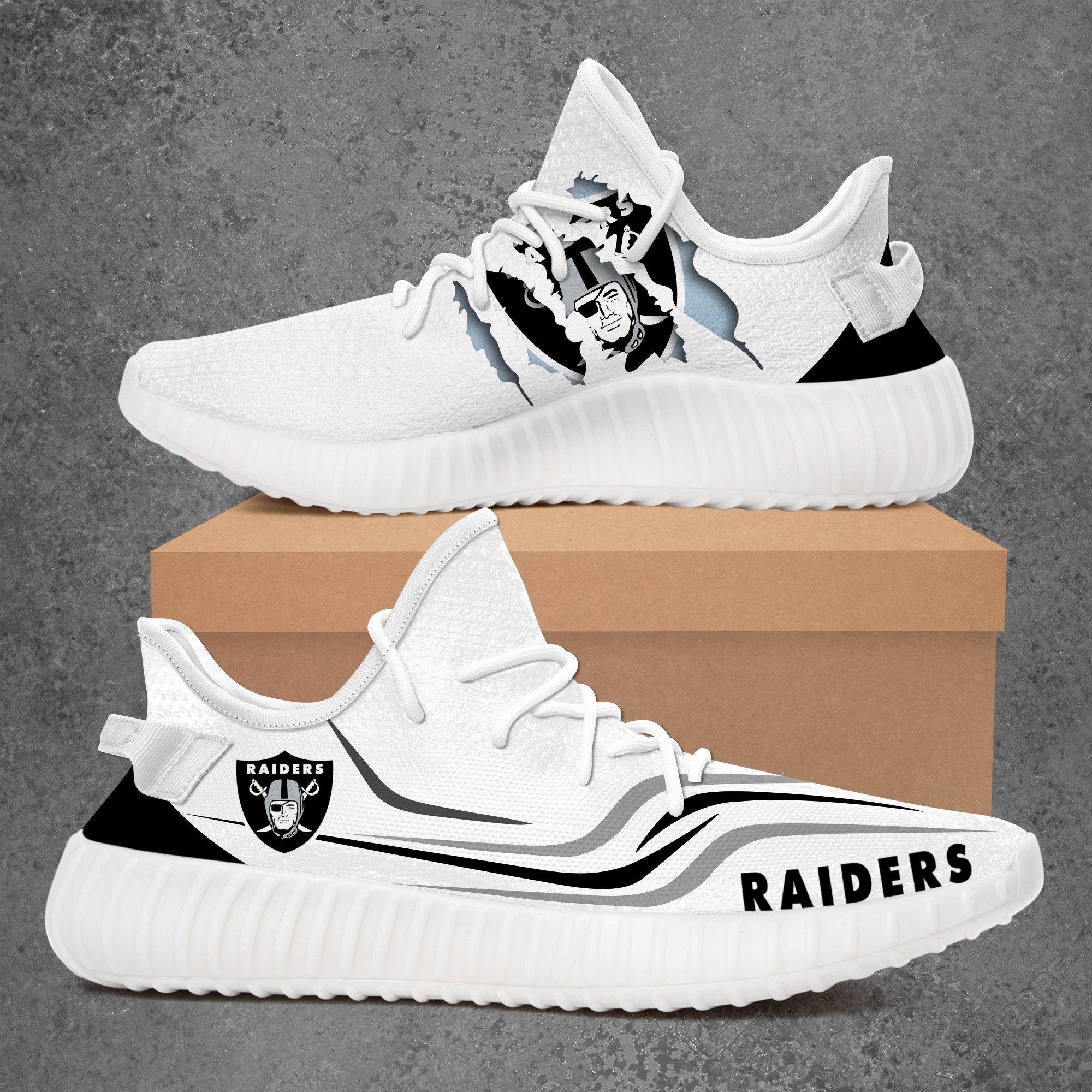 chunky dunk shoes