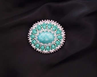 手作りビーズブローチ、刺繍ブローチ、ビーズ、ユニークなピン、女性用ジュエリー、彼女への贈り物