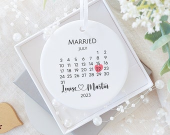 Ceramic Wedding Calendar Ornament, Personalised Names & Date, Newlyweds Gift