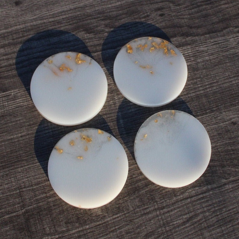Set of 4 White and Gold Flake Resin Coasters