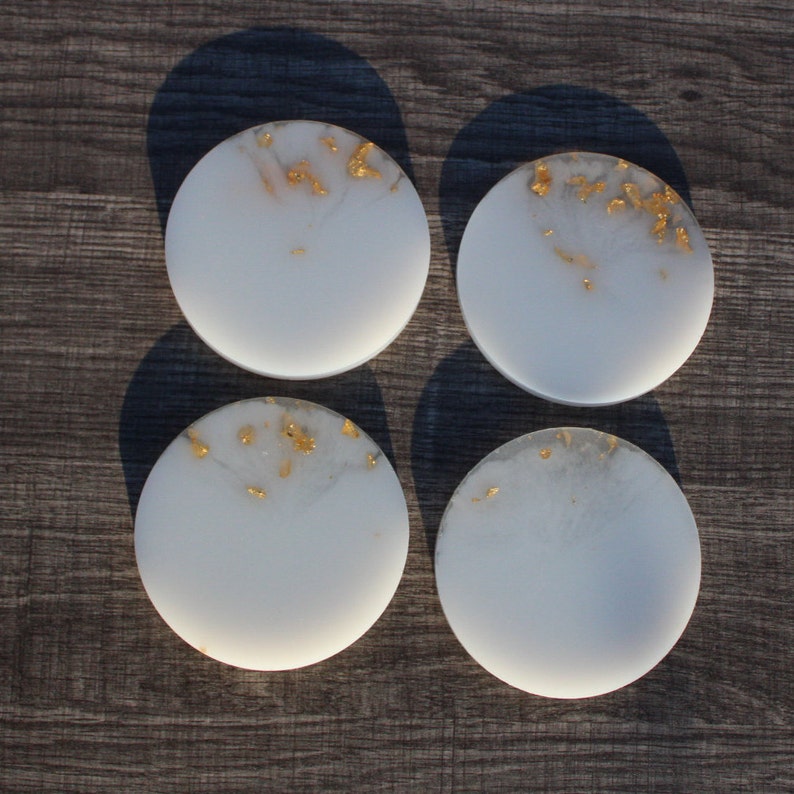 Set of 4 White and Gold Flake Resin Coasters