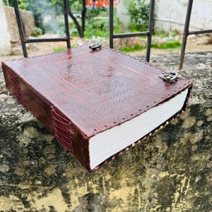 Personalized Leather Journal 200/400/600 Page Extra Large Leather Journal Tree Of Life Witch Journal For Sketching & Writing Book Of Shadows