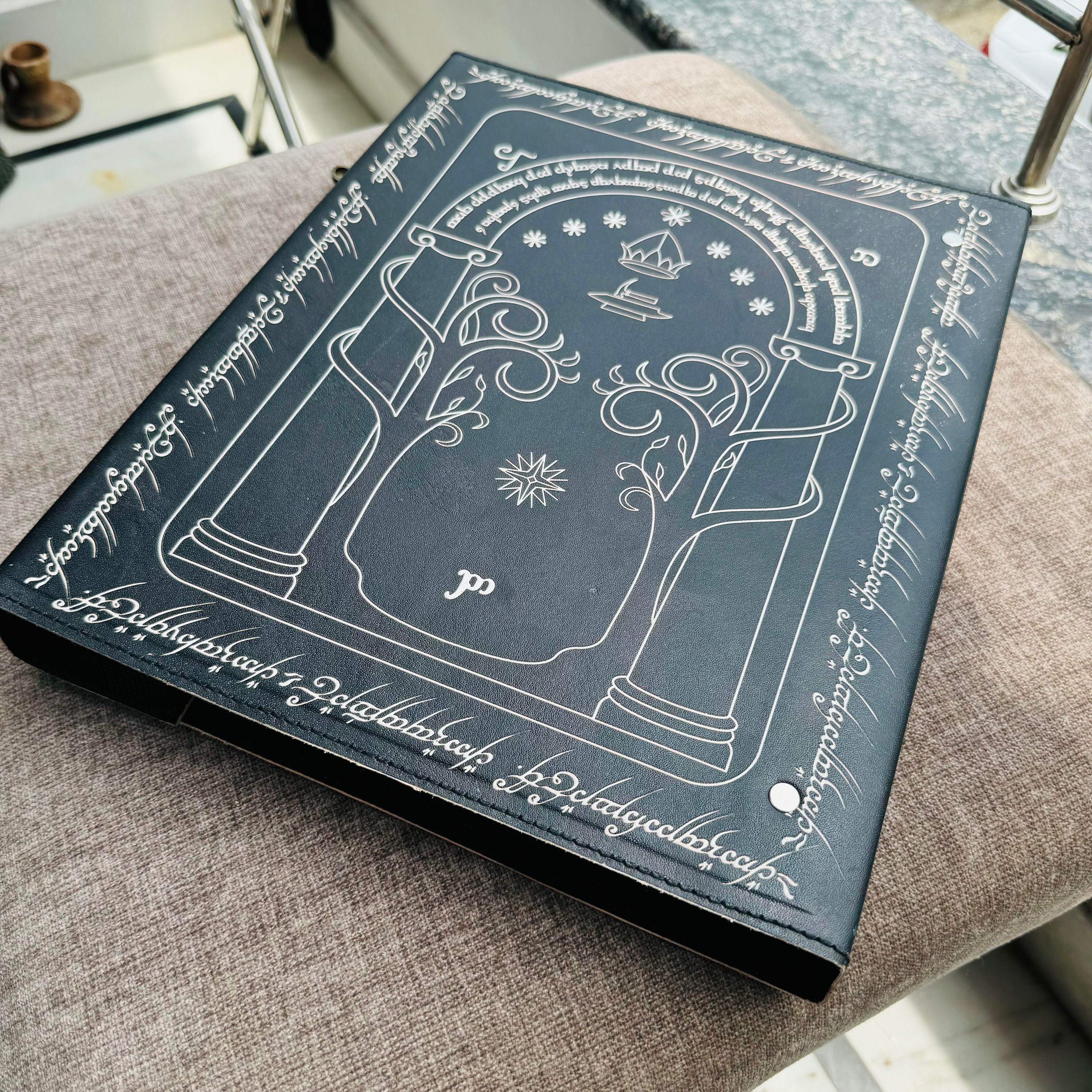 lotr card binder Amazon.com: Maestro Media The Binding of Isaac: Four Souls: Requiem  Expansion