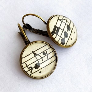 orecchini con note musicali