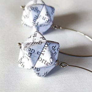 Orecchini origami in carta riciclata