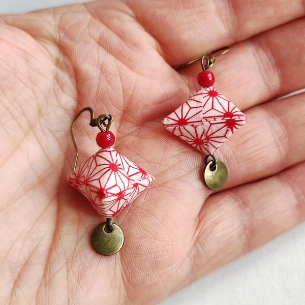 Boucles d'oreille origami