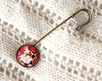 Japanese paper brooch pin