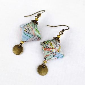 Boucles d'oreilles origami papier carte routière recyclée
