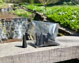 Tobacco Vanille 2 Inch Charcoal Hand Dipped Incense Cones (10 Pack)