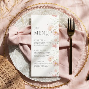 Menu de mariée rose mariage Design d'été imprimable Modèle floral Décoration de fête Panneau de table Menu de réception de mariage PDF Téléchargement instantané Mariage
