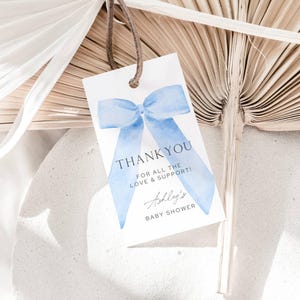 Etichette di ringraziamento per baby shower digitali per bambini Etichette per bomboniere per feste di neonati con fiocco blu Modello personalizzato Scarica decorazioni per feste istantanee