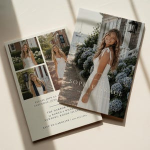 Könnte beinhalten: Zwei Abschlussankündigungskarten. Eine Karte zeigt eine Collage von Fotos einer lächelnden Person in einem weißen Kleid. Die andere Karte hat ein Foto derselben Person und den Text "SOPHIE GRACE". Der Text "PLEASE JOIN US" ist ebenfalls sichtbar.